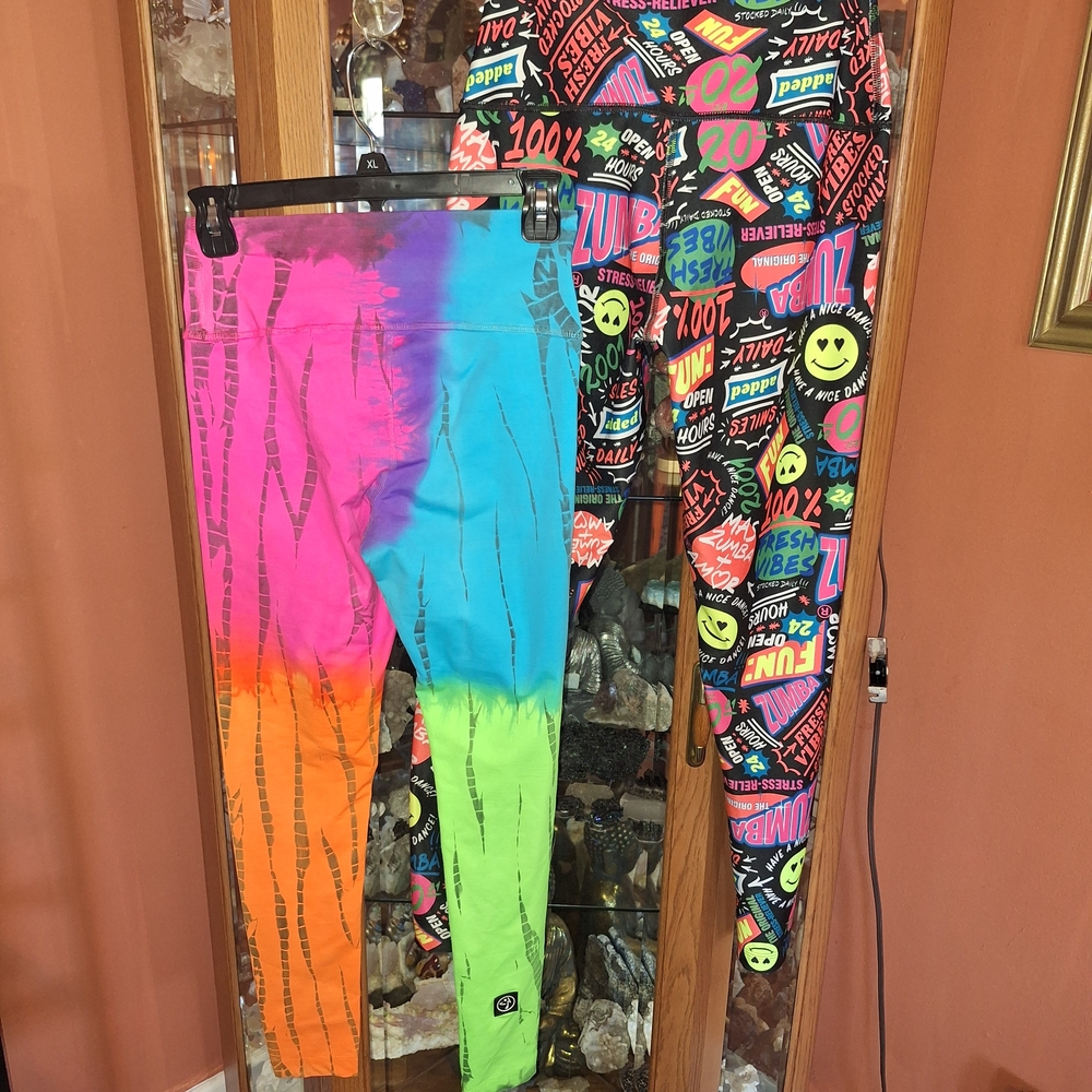 Zumba Fitness Kids Neon Graphic Leggings - Pink, Orange, Blue, Green - Picture 8 of 16